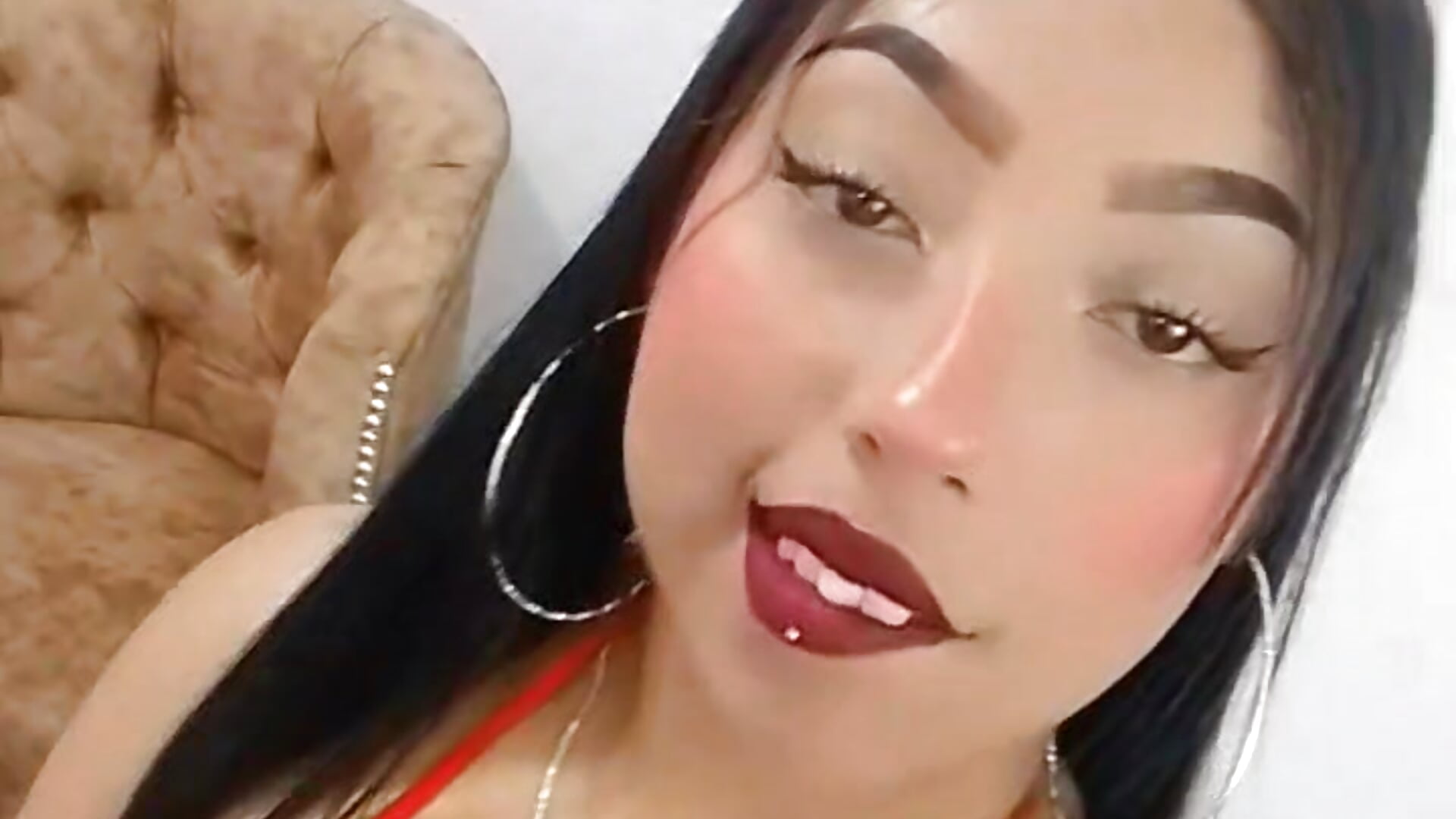 WhatsApp Video 2025-10-23 at 10,05,57 PM - video by aylin_tk cam model