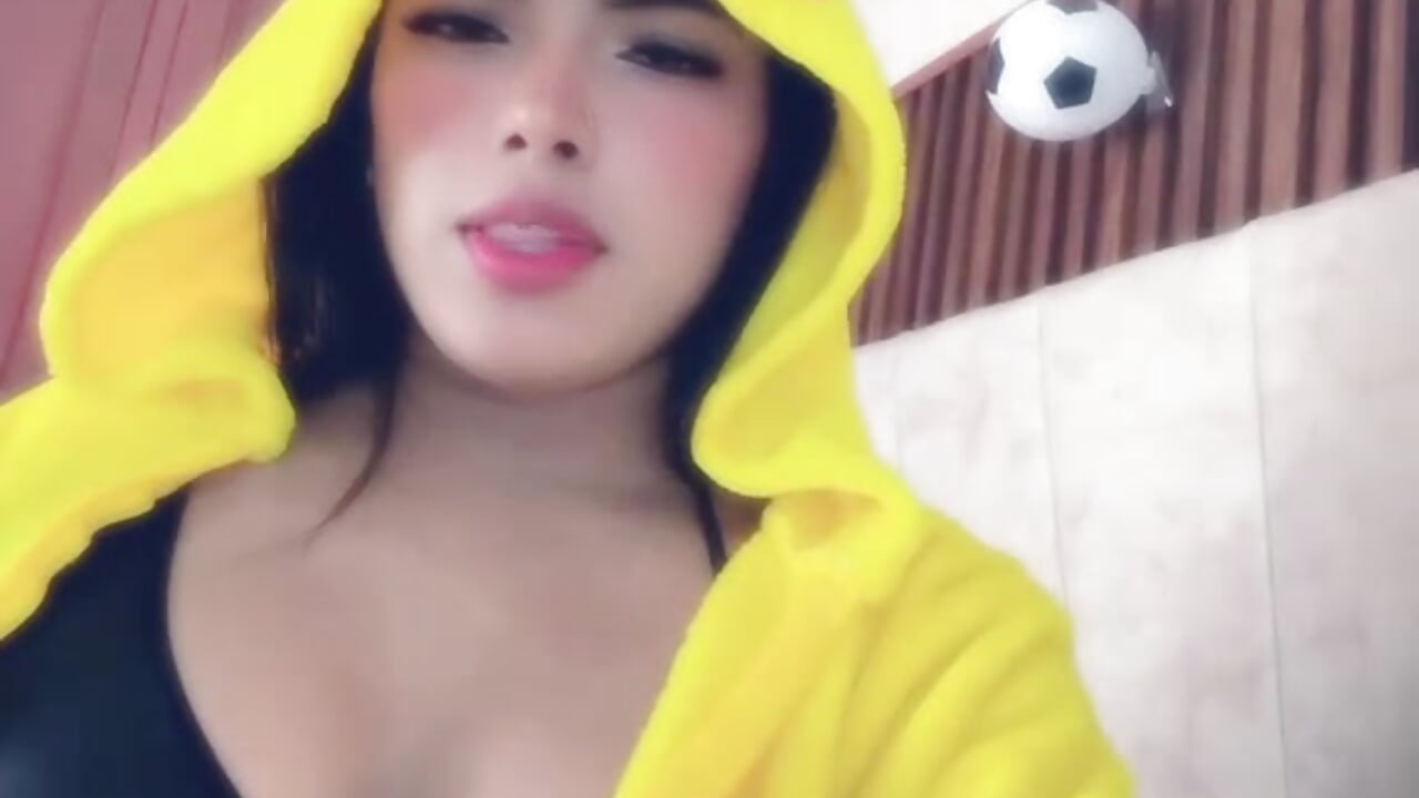 Catch this sexy wild Pikachu ⚡🌸⚡ - video by Catalleya_flower cam model