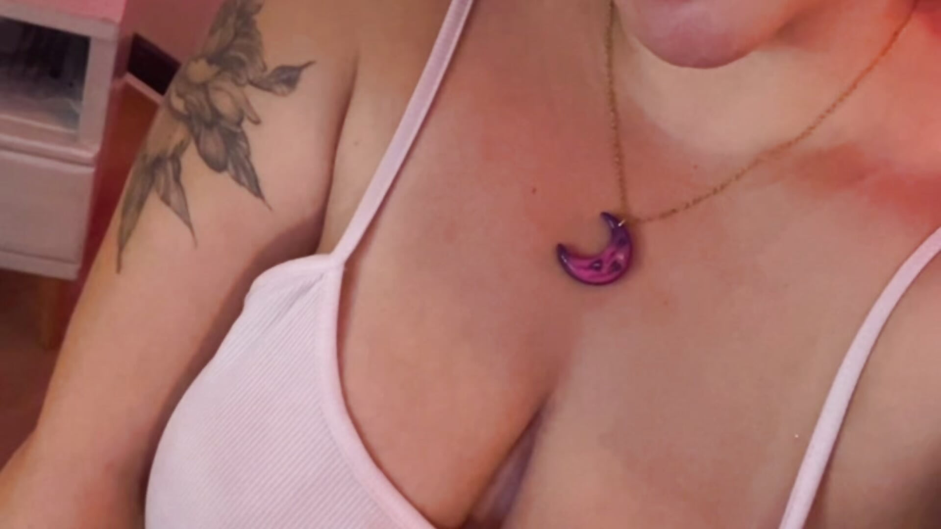 hi you! :P - video by hollie_joliie cam model