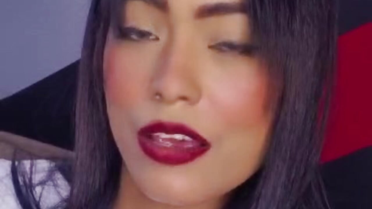 🖤 - video by Chloe_Brown3 cam model