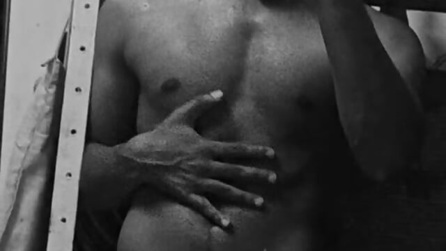 1000081867 - video by ritwesh cam model