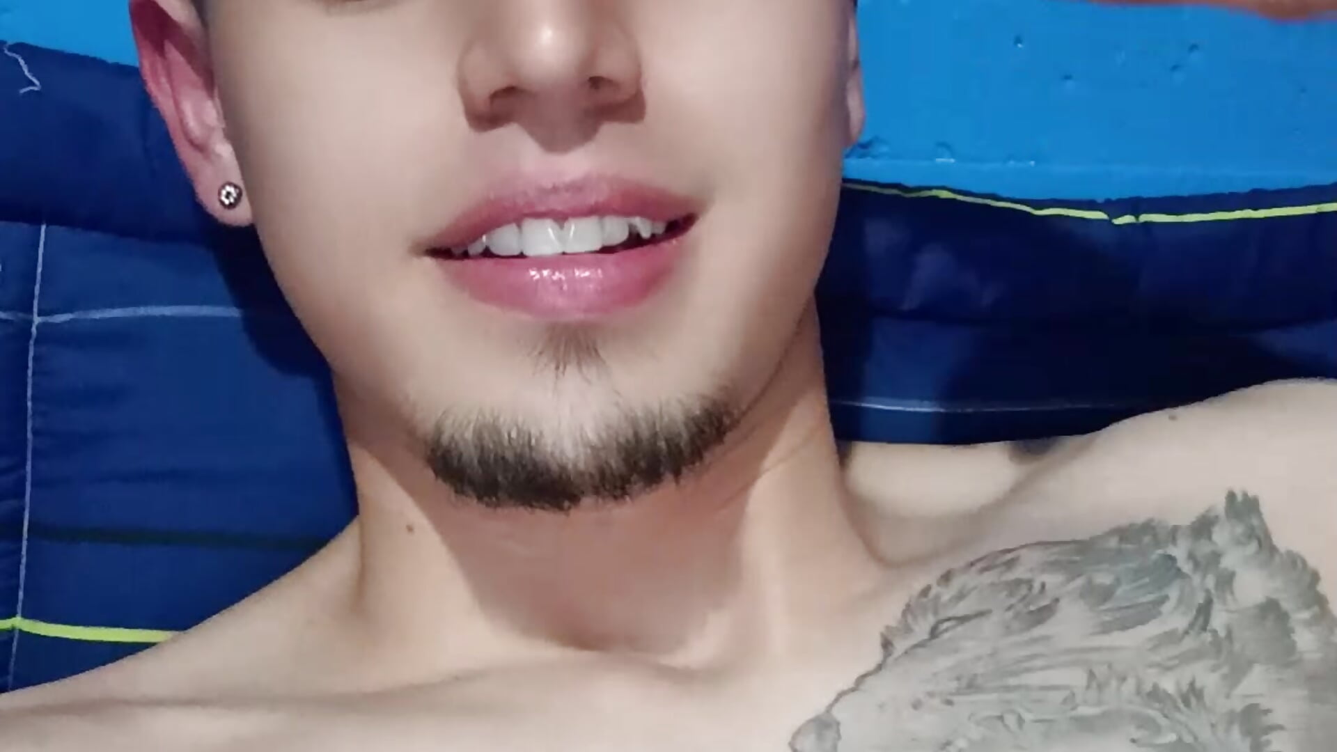 1000049213 - video by 1C2AM22 cam model