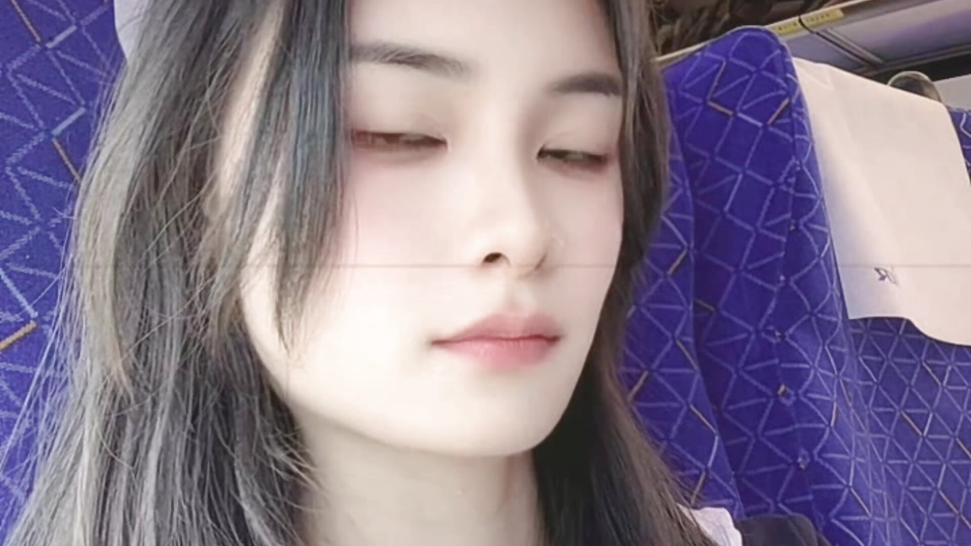 export_1754198120654.mov - video by Songji088 cam model