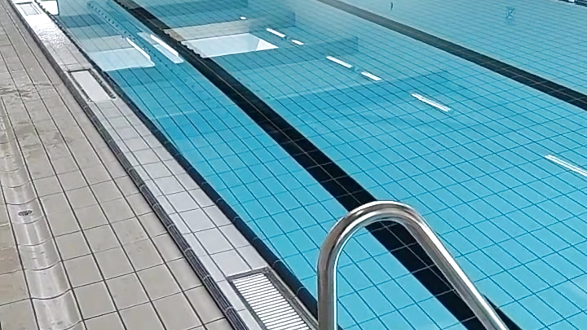 Svømmehal - video by Rubenemil25 cam model