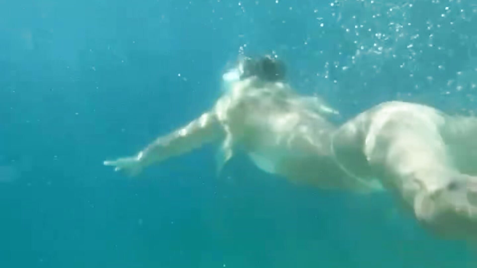 Swimming - відео від вебкаммоделі Sasha_yourdream