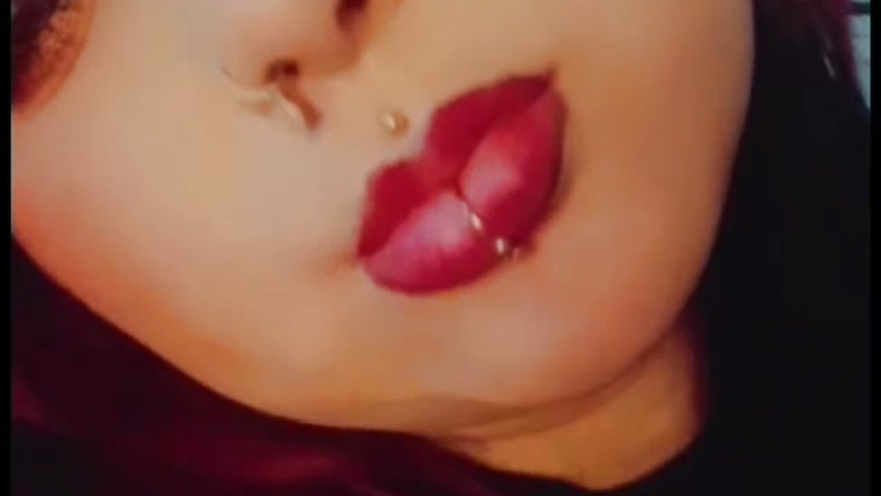 WhatsApp Video 2025-09-07 at 4,30,01 PM - video by Curvy-Queen cam model