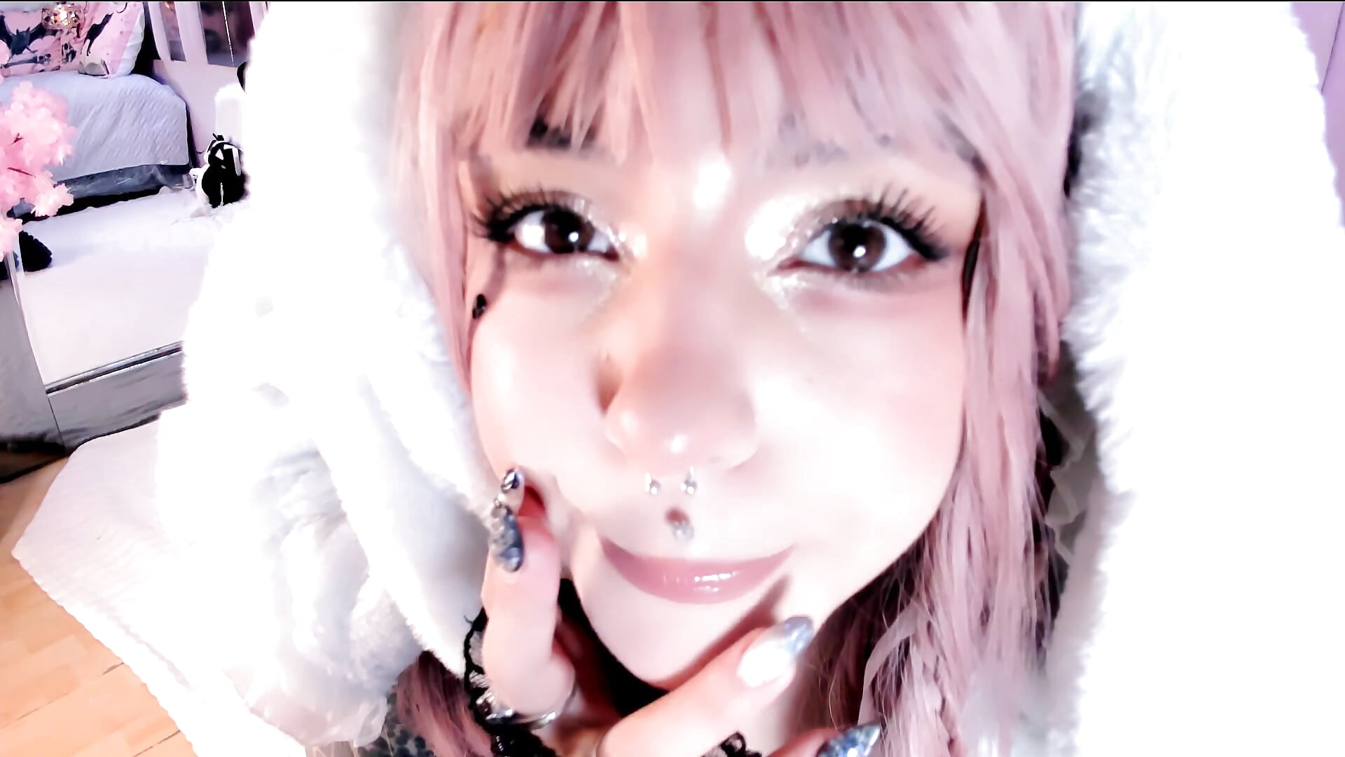 My pirciengs are art and perversity 🔥🥵 – видео вебкам-модели BizzyNoar