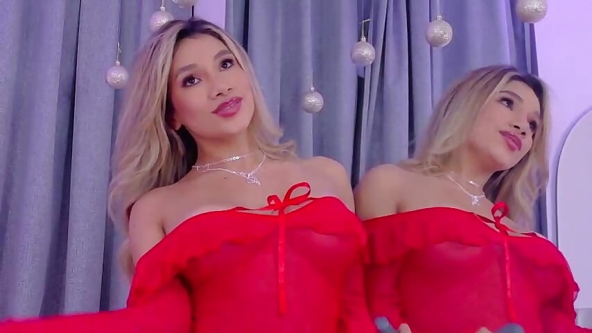 Dance for you ❤ - video by NicoleArmani cam model