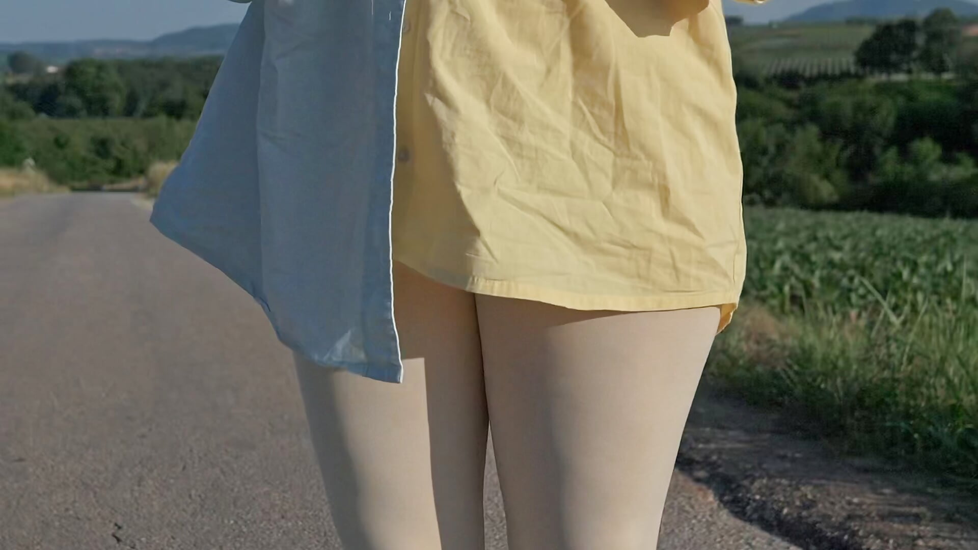 Does it help Hitchhiking? 😋 - video van GingerAleMILF cam-model