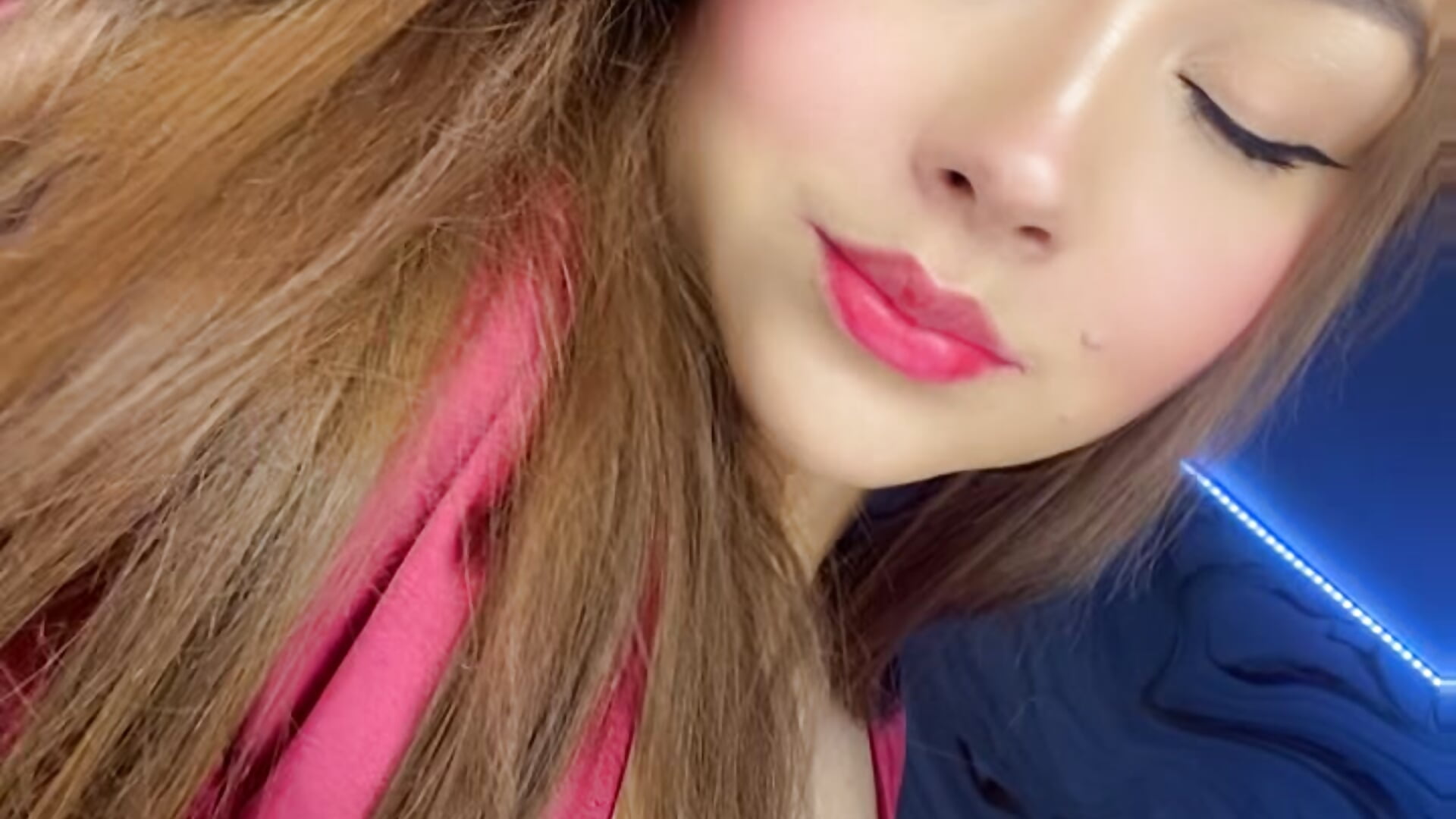 😏 - video av Valeryfox01_ cam model