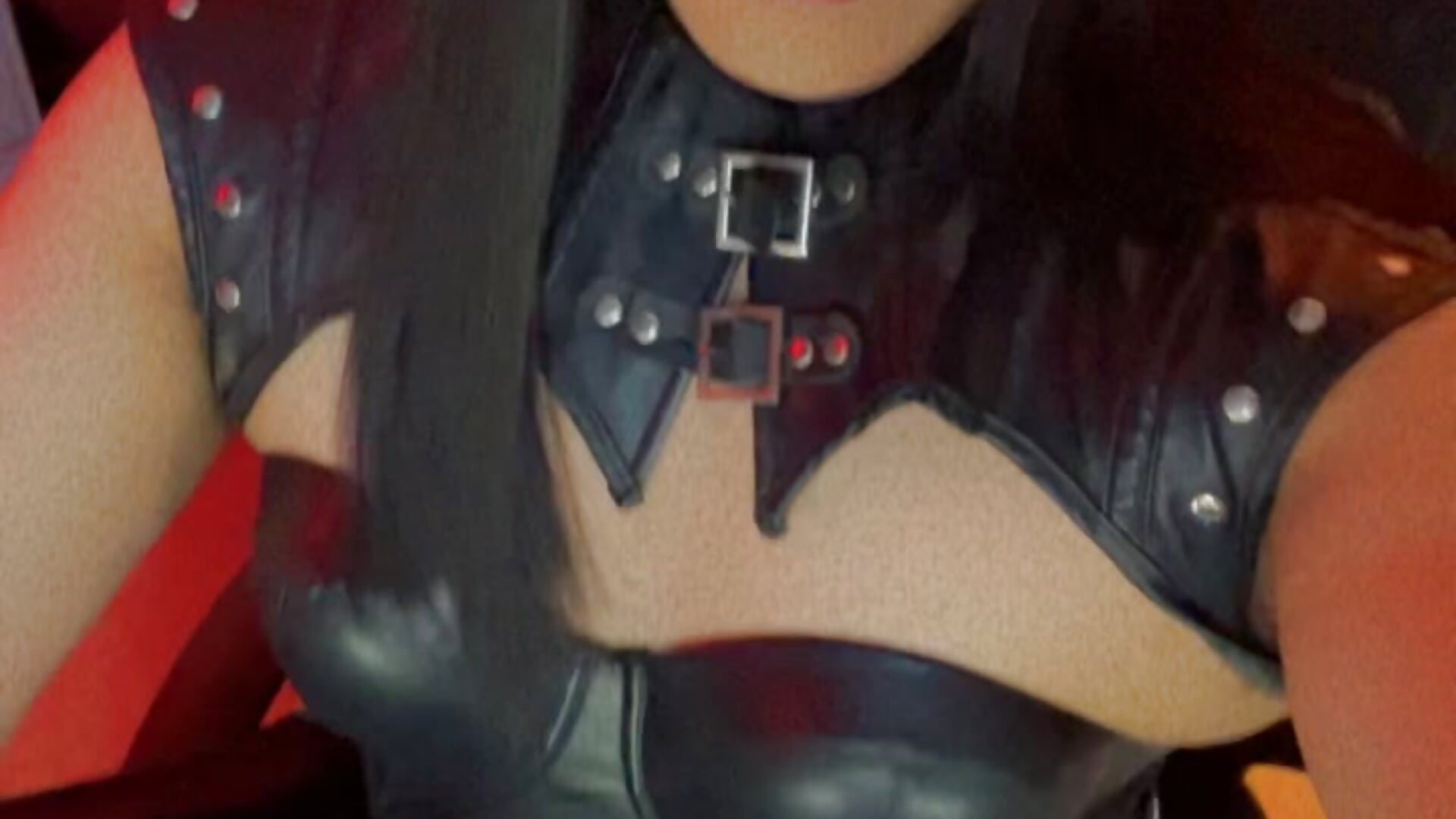 GREETINGS FROM YOUR QUEEN - video by gordeushotcummer cam model