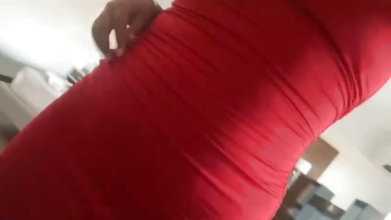 Me in red ;) - video by Elliemaee cam model