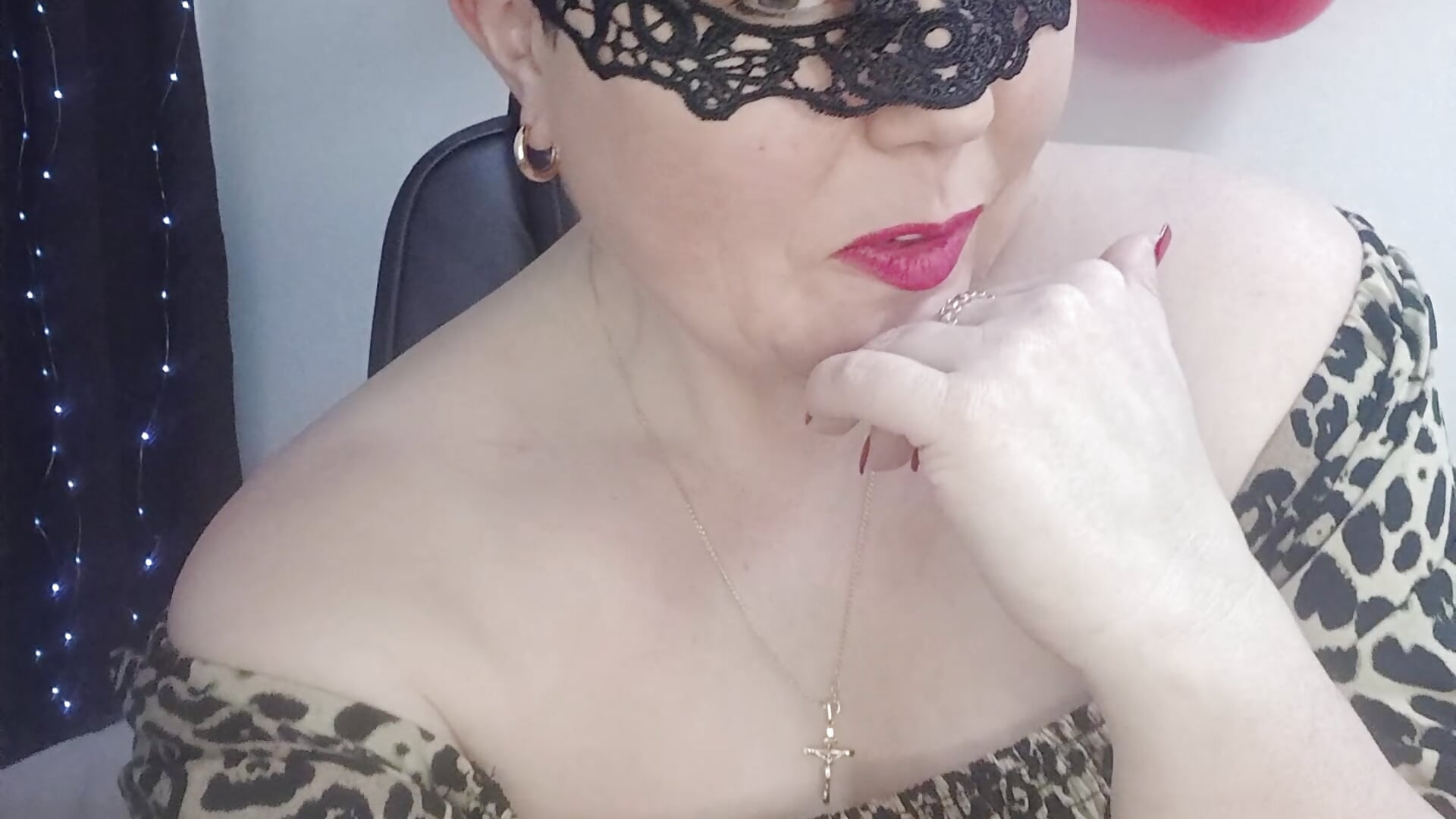 Love Ella - video by EllaLove2277 cam model