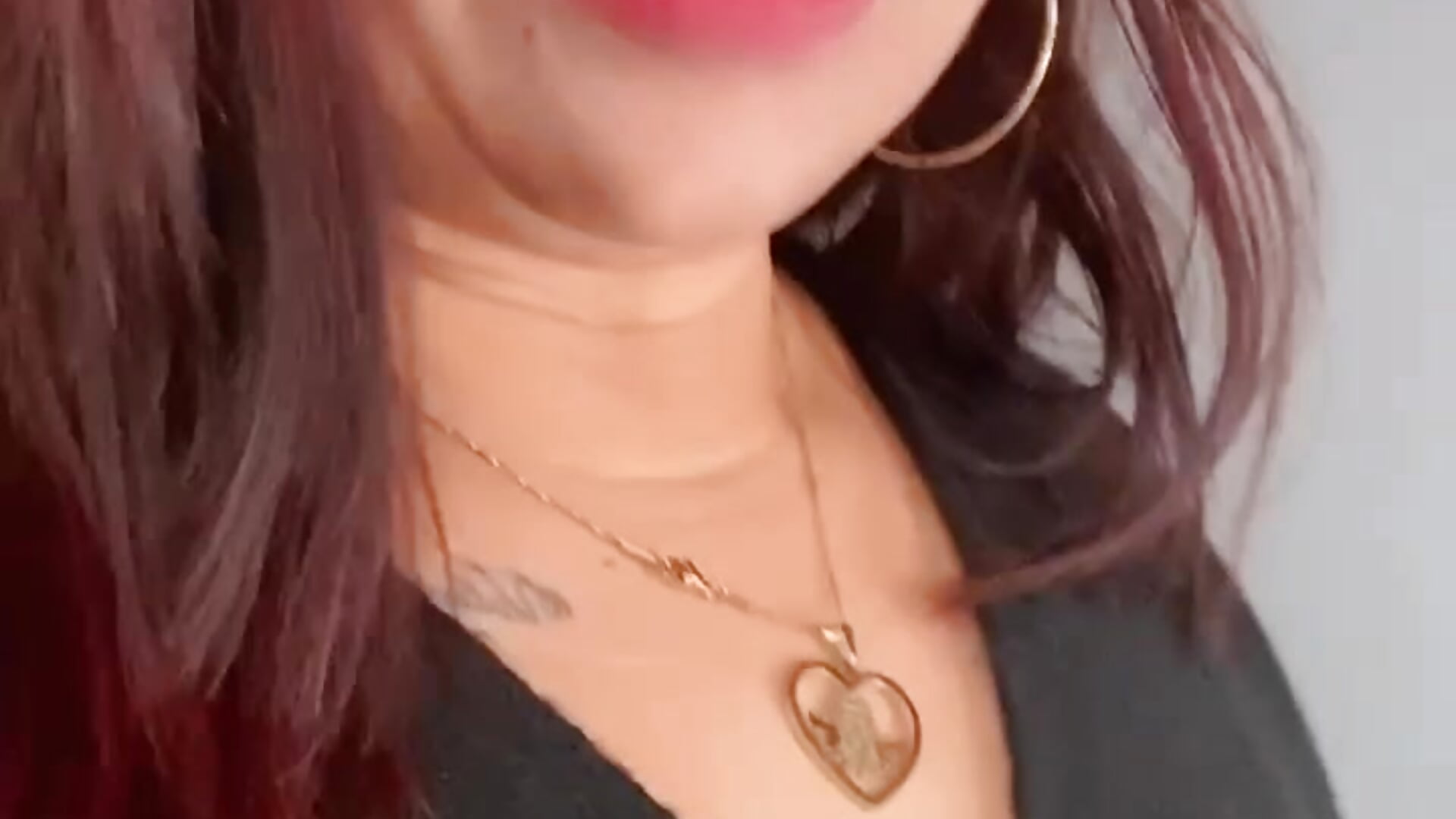 squirt - video by roselyn_caprice cam model