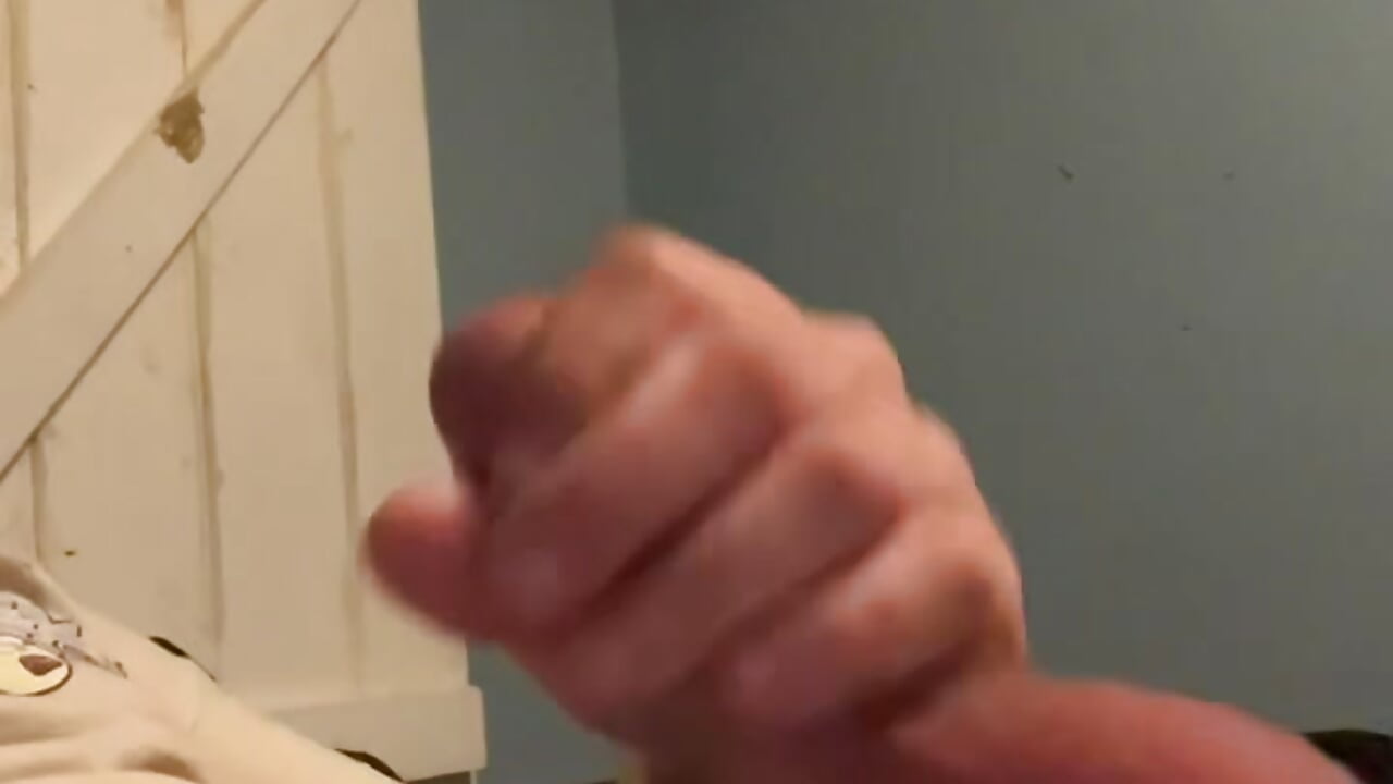 🍆 - video by DiscreetCell cam model