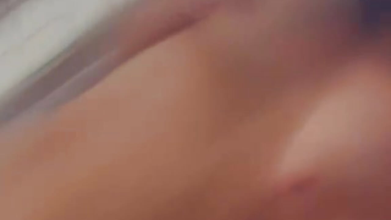 Live for 2 more hours! 💦 Connect to my Domi and come fuck me now. PVT OPEN 💋🔥 - Vídeo de maria_gil, modelo de vídeos