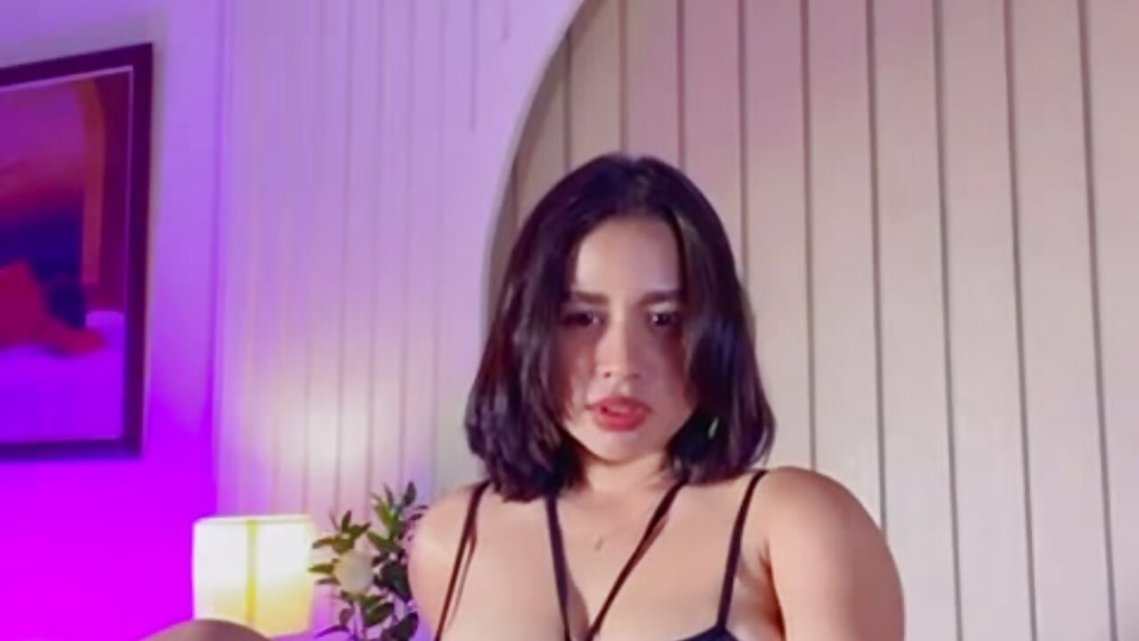 This latina is sooo hot!! - 視頻由 maria_gil 主播提供