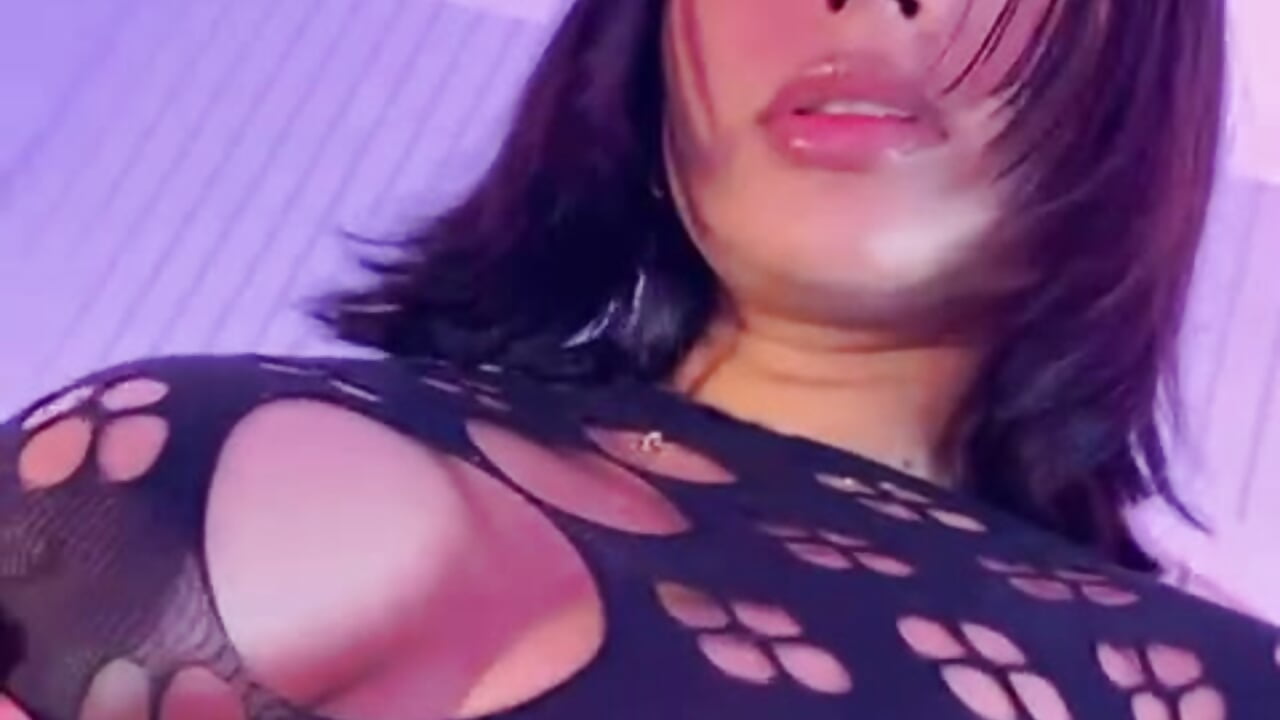 My body is ready to play with! - video di maria_gil modella di cam