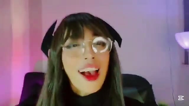 Hey - video by Nikkita_Dragon cam model