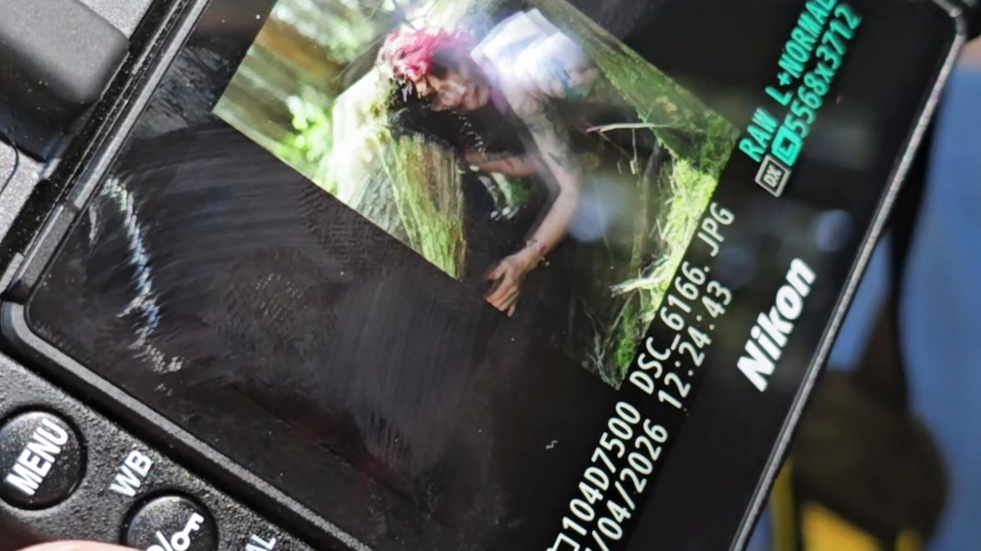 BTS photshoot today. Wild little nymph. - video oleh model kamera AwesomeBlossomness