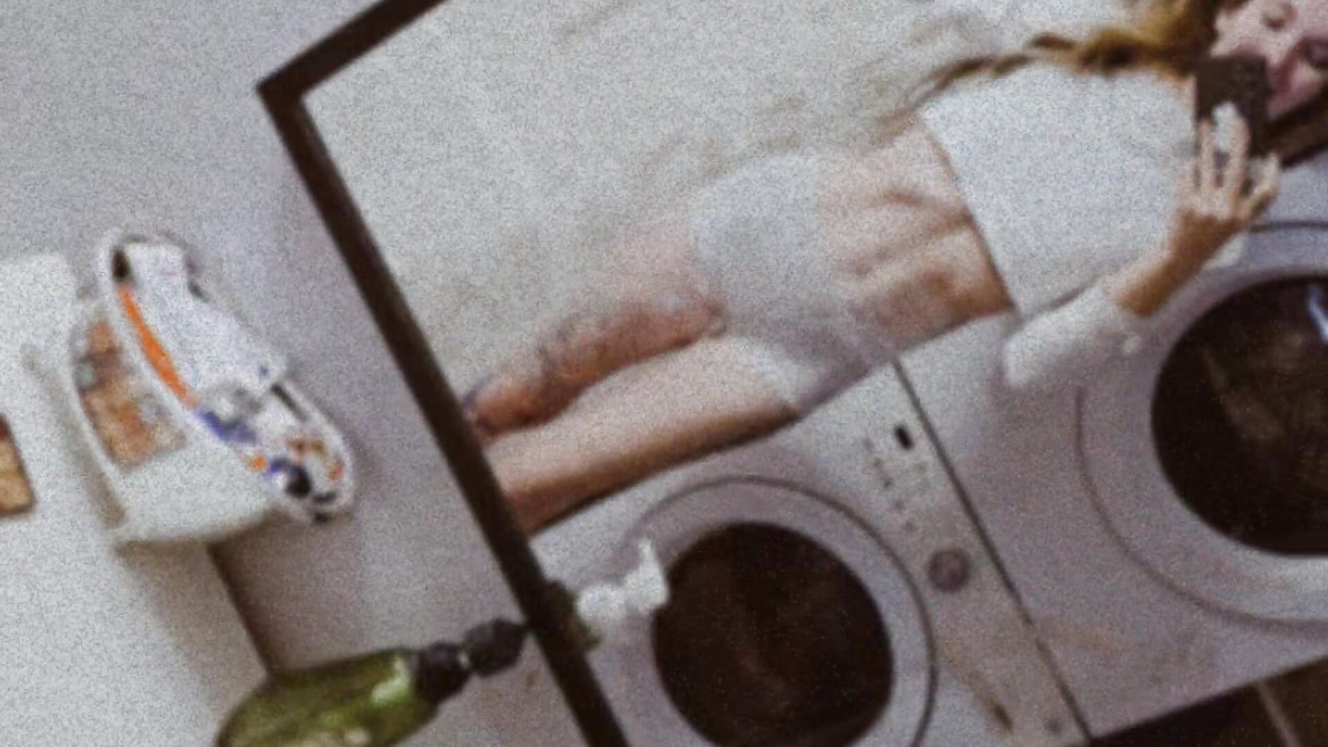 1000022369 - vídeo de YourFavCanadianMILF modelo de câmara