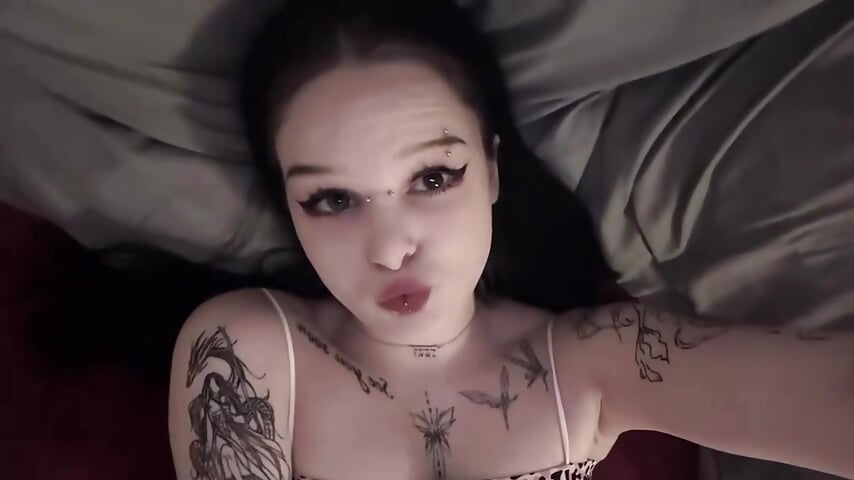kiss - video by Cassies-Sandyy cam model