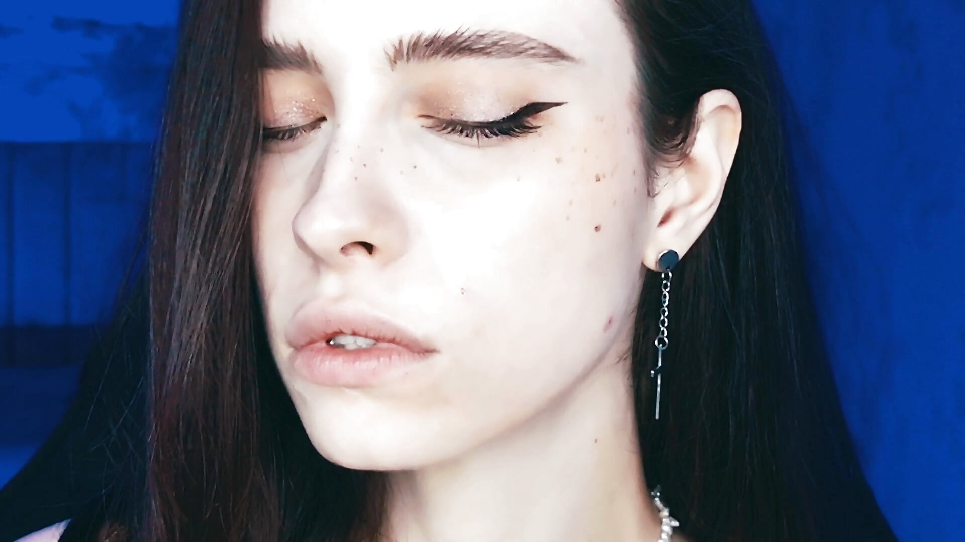 A LOOK AT YOU - video by Yoka_paradoXXX cam model