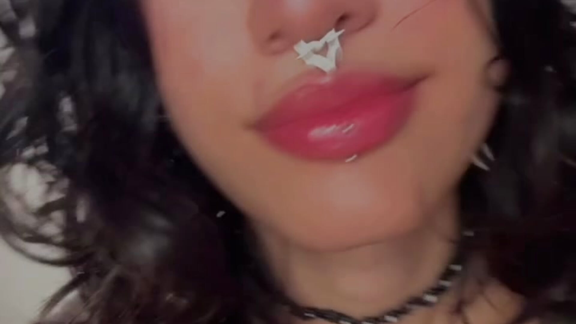 💋 - emily_moore69 캠 모델의 동영상