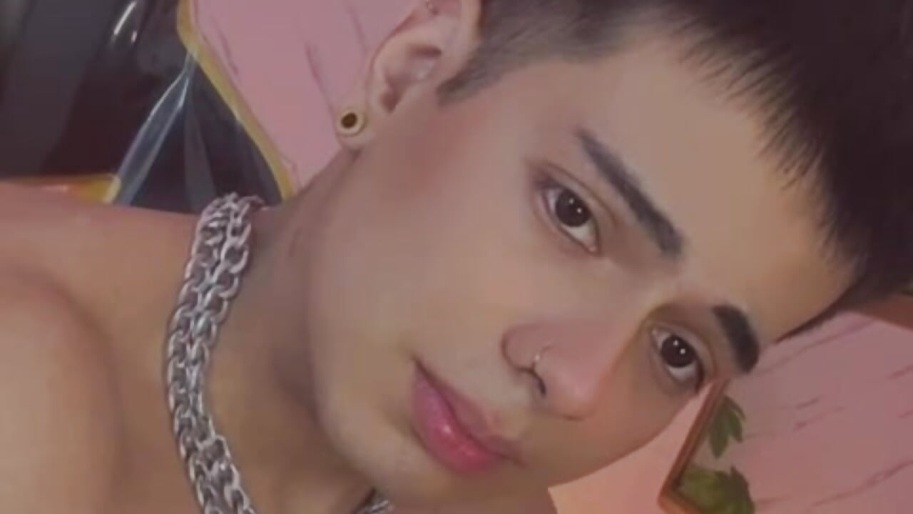 Online now!! - فيديو من xKevyn موديل الكام