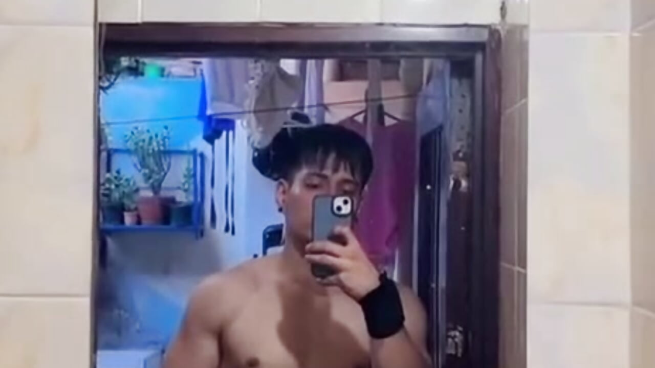 Say hello! - video av xKevyn cam model