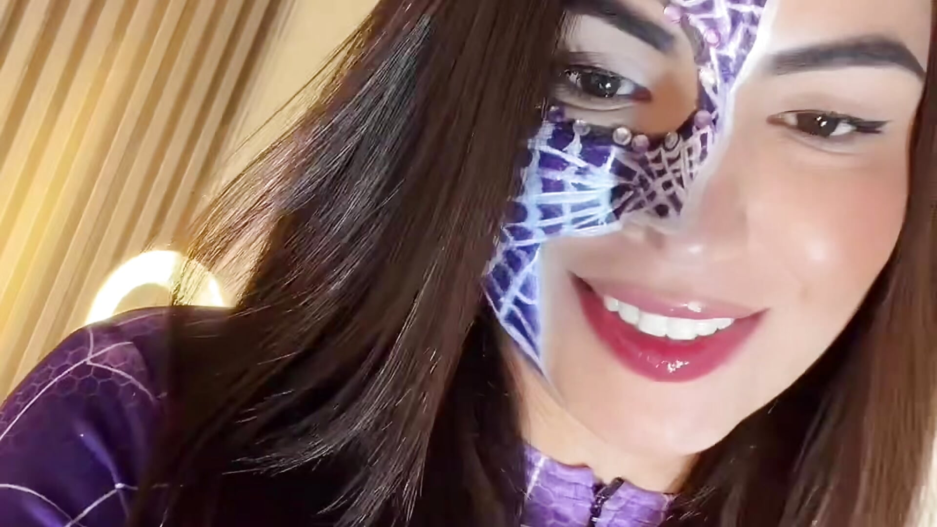 Spiderwomancol– Dakota_Evanns kameramodell videója