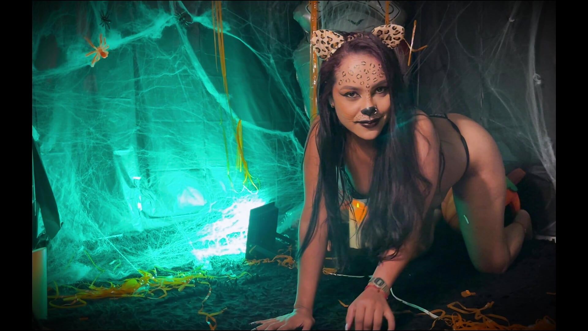 HAPPY HALLOWEEN! 👻​🎃​ - video van luna_brown7
