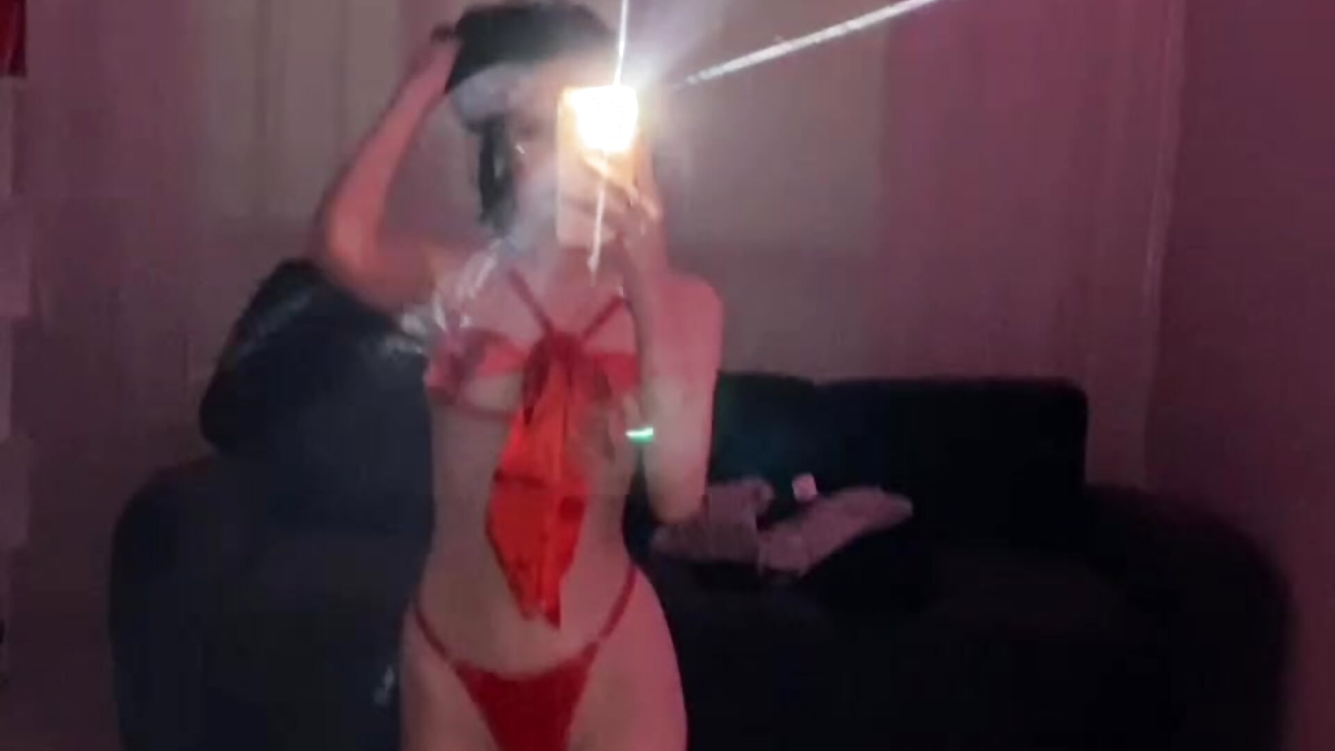 I wrapped a gift for you^^ - відео від вебкаммоделі kaya_scodelario1