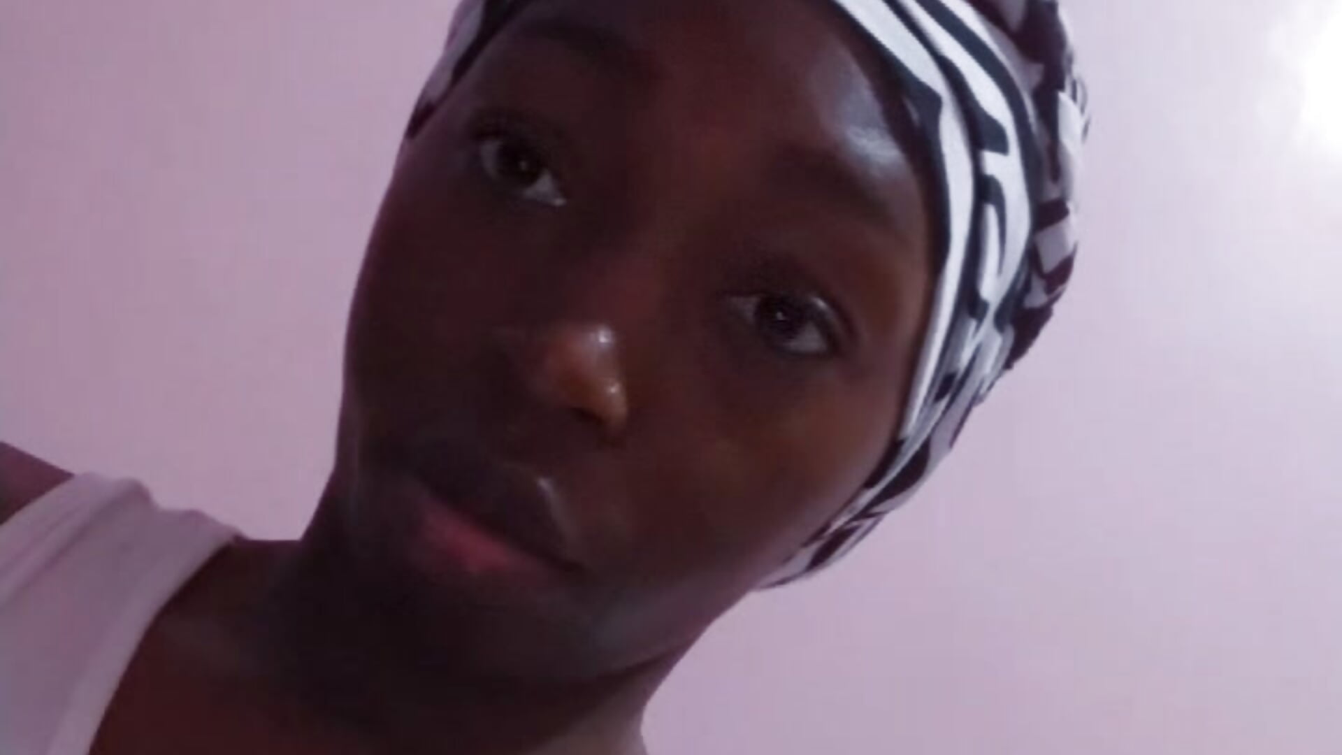 1000225655 - video by Ebonysessley90 cam model