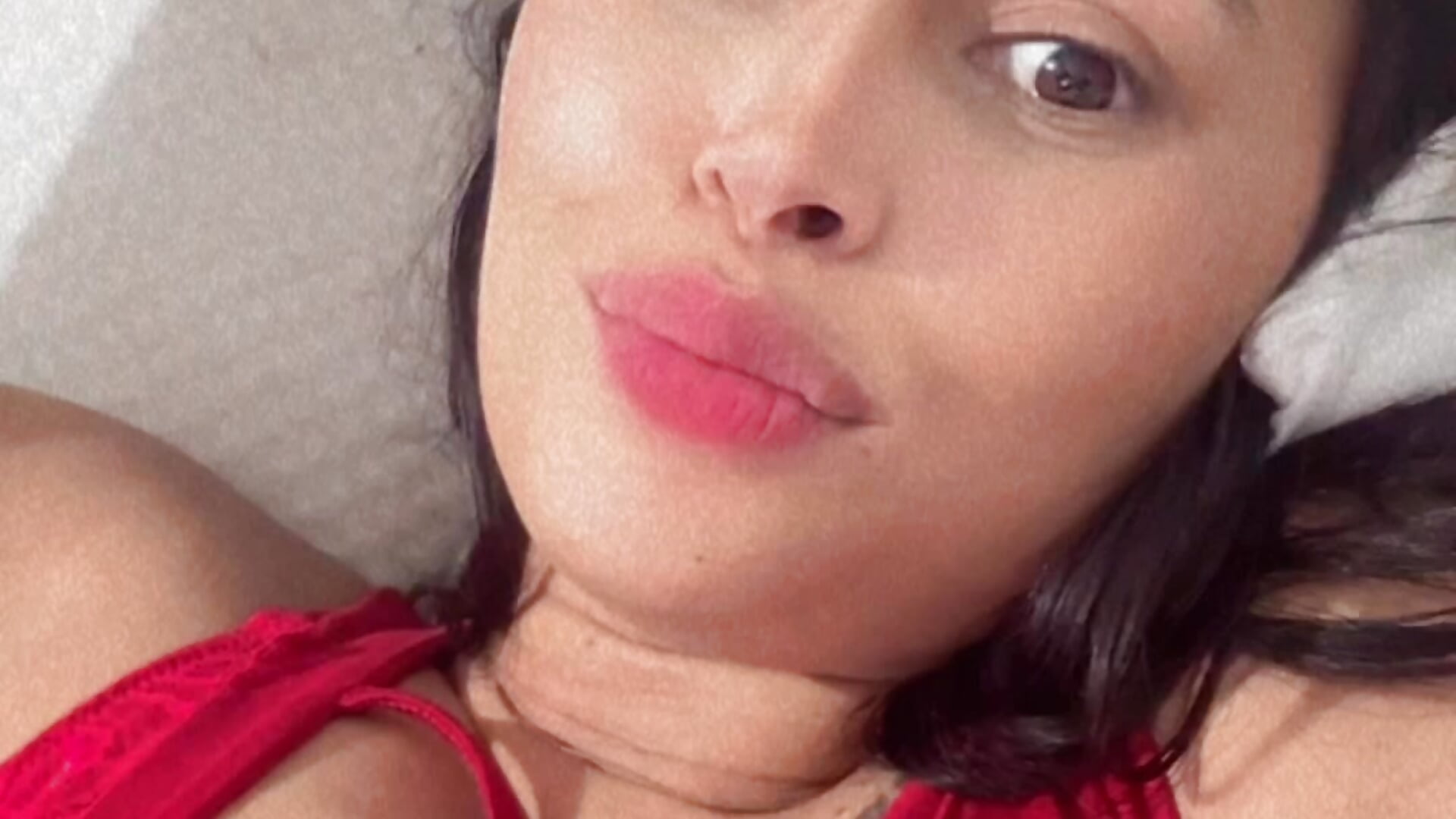 b633a180aa3d4dd6a4283d3a0b6713d9 - zoe_bear主播的视频