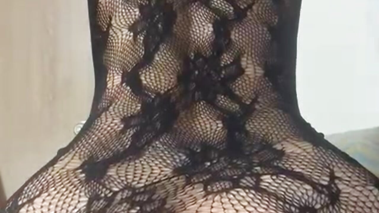 HOT 🥵 ASS 🍑 - video av Caroline_daring cam model