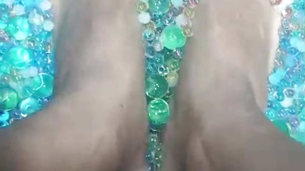 Now you feel as small under my feet as these insignificant balls.😈⛓️😎🦶 - video by NicolLady cam model