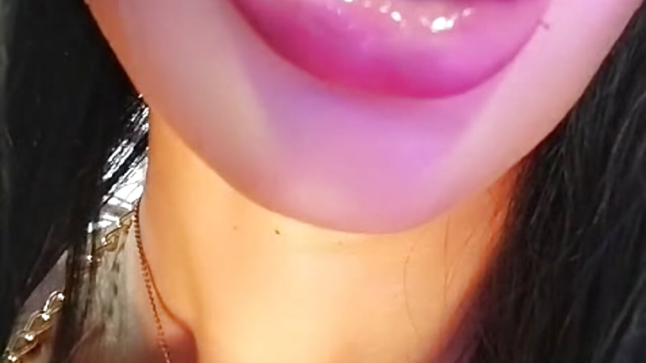 Like a snake 🐍 - video by veronikali cam model