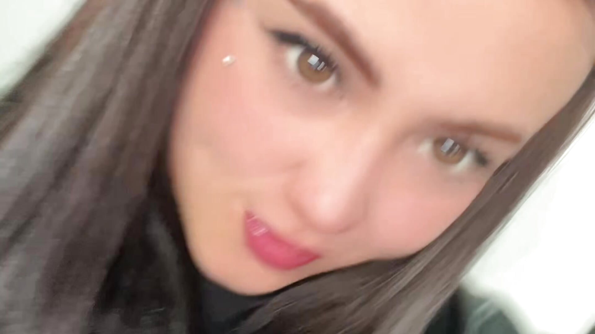 Kiss 💖 - video oleh SofiaBermudez kamera model