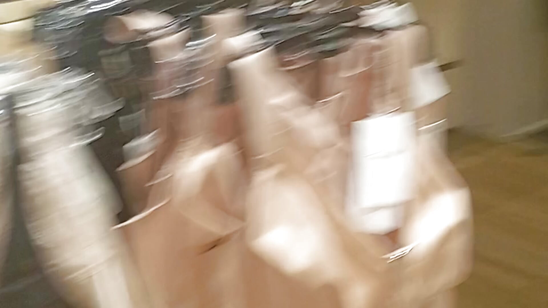 Prova biancheria Calvin Klein in camerino COIN Genova - piccola! - video av Astrid3 cam model