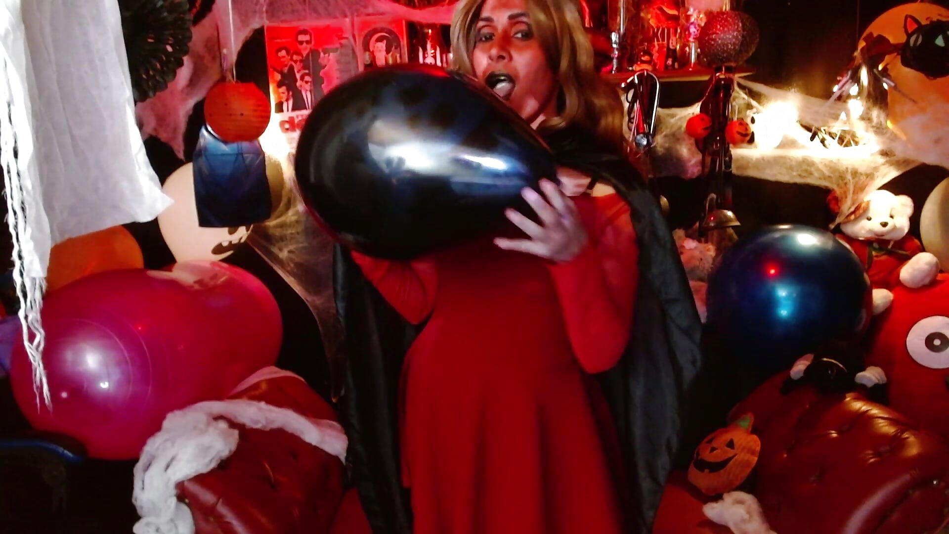 Hallowen - video by Bom_BomXX cam model