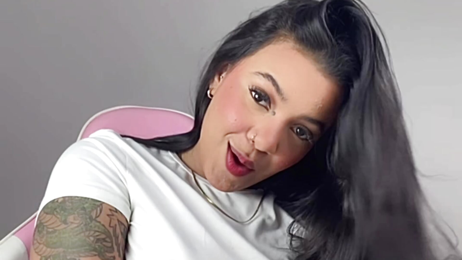 🍫 - Video von ObeyVal Cam-Model