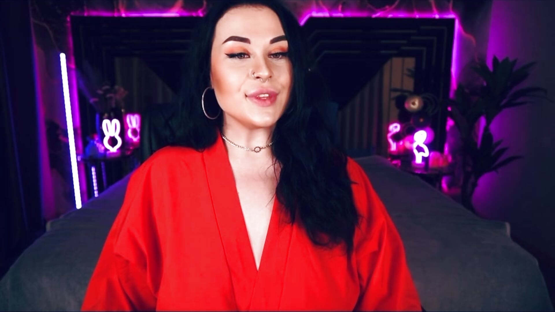 Me) – video modela na kameri SerahMirabeli