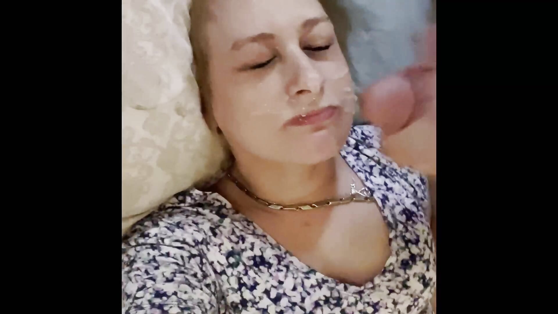 Facial– Jennybootyjones kameramodell videója