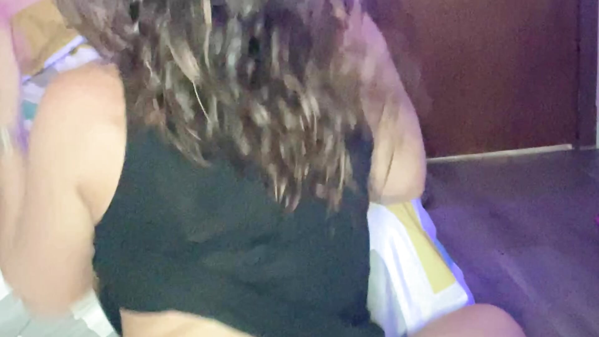 77525105765__2AB7039B-1454-4F0D-96F0-8507274F05D0.mov - clip cu Milfshortcakes model videochat