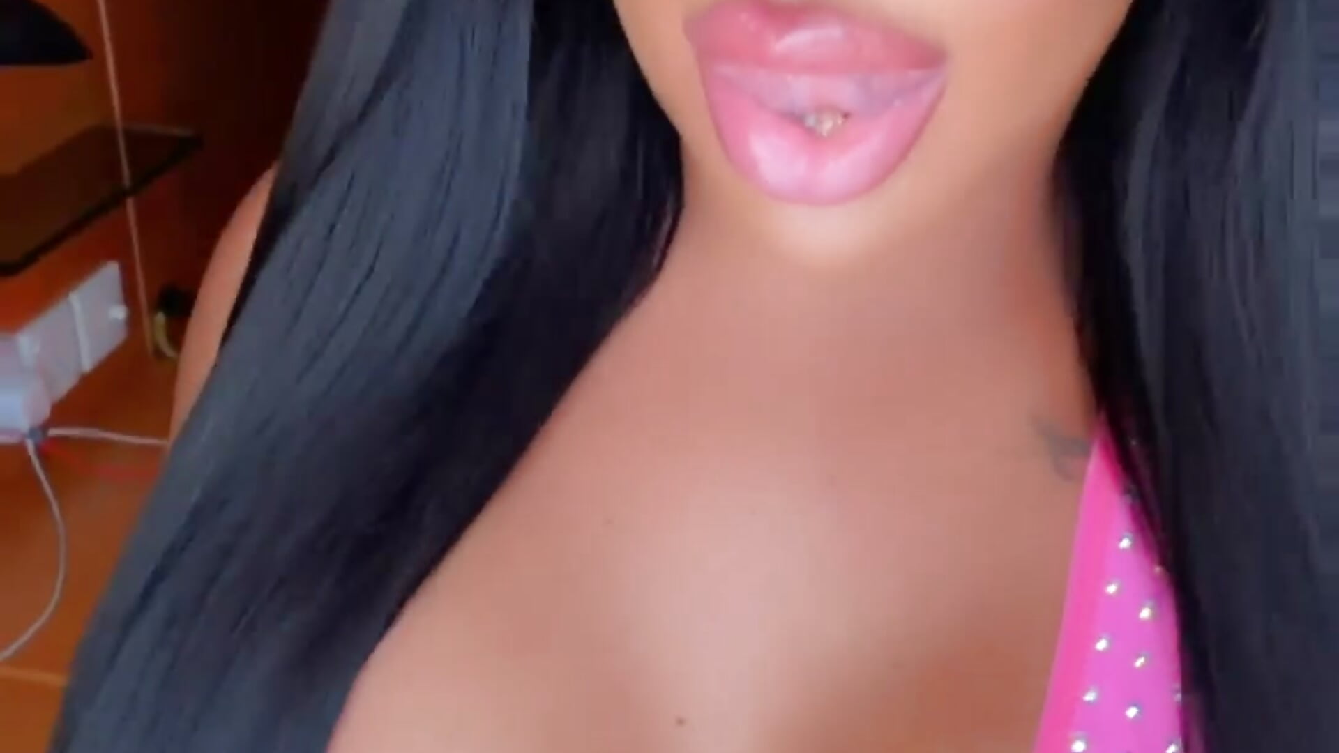 6CE380EB-6AD4-4F69-B27B-0560DA024FC4.mp4 - video by BIGBOOTYELLIEXXX cam model