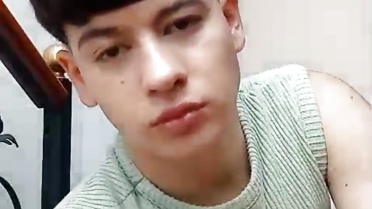 WhatsApp Video 2025-09-10 at 1,39,20 PM - video by tightncuteass cam model