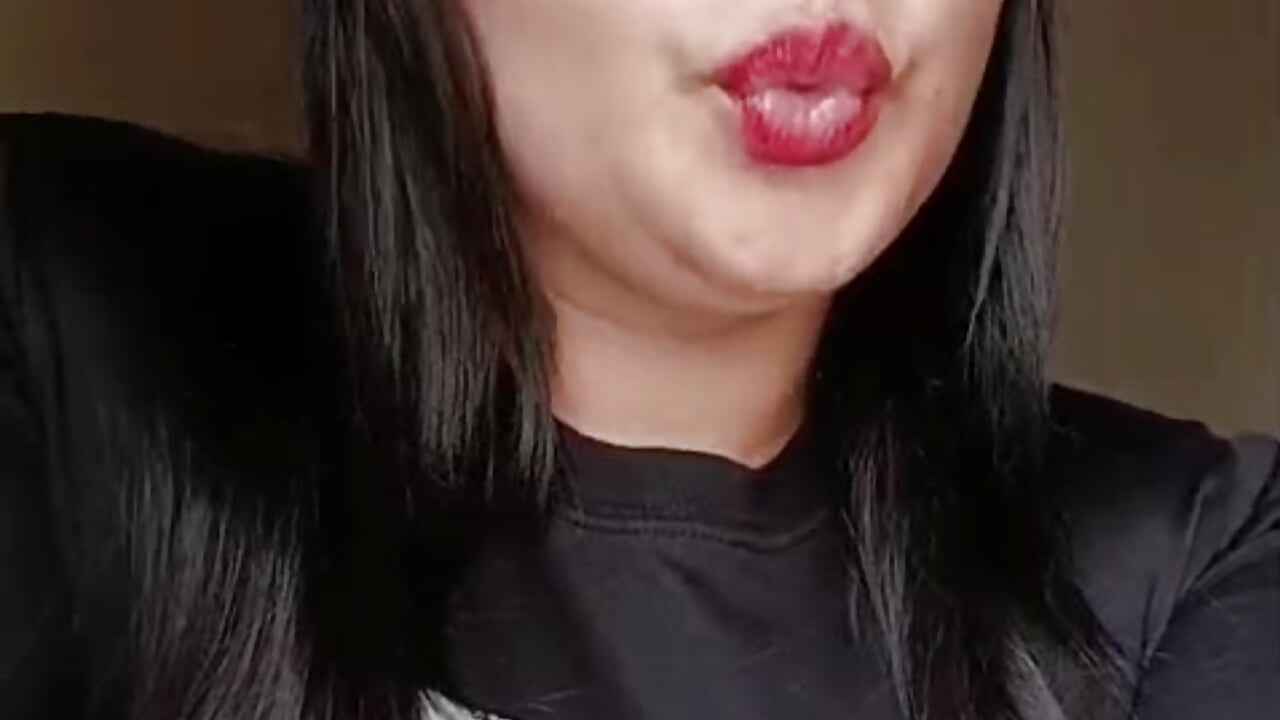 Hi guys, welcome😘😘 - video by AlisonHalle cam model