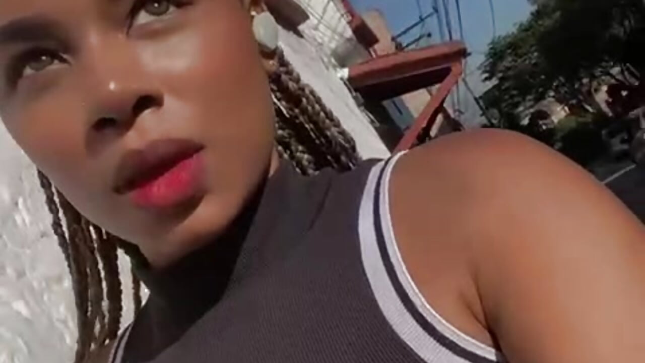 WhatsApp Video 2025-09-10 at 5,33,38 PM (4) - video oleh ebony_joness kamera model