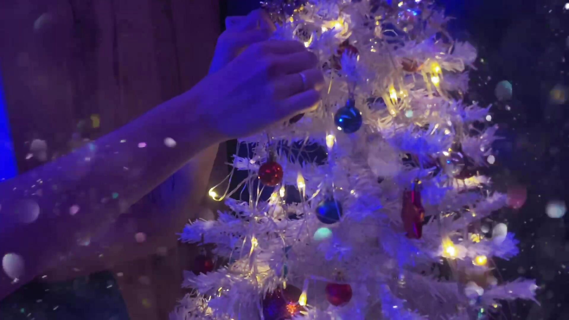 Are you in the Christmas spirit yet? ❄ - video by JonnyDarka cam model